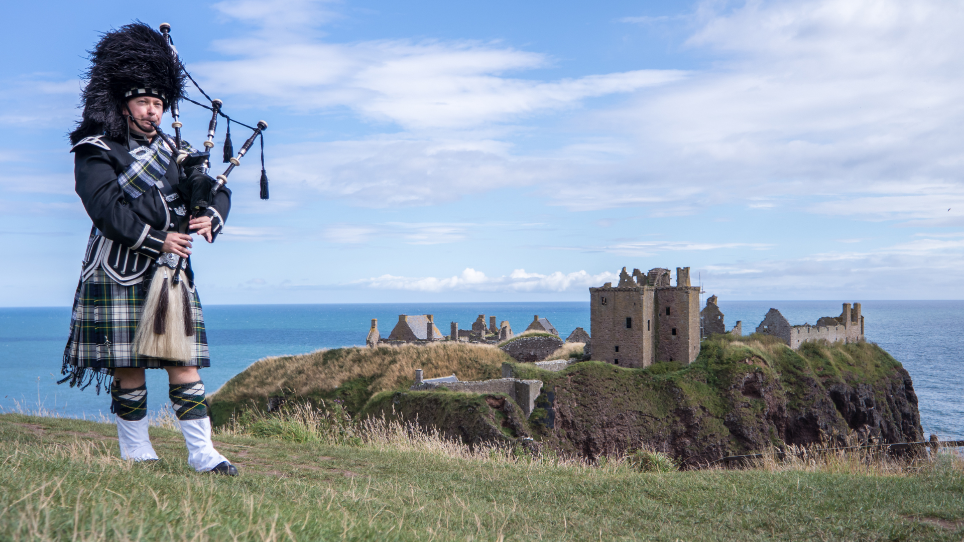 Scots Are the Happiest People